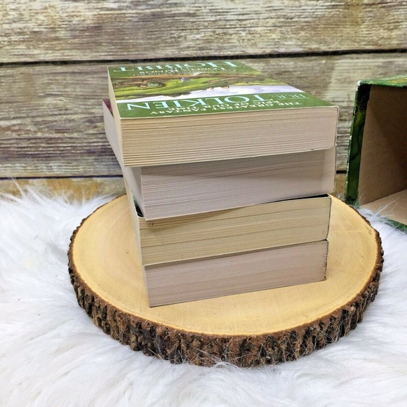 Vntg Lord of the Rings The Hobbit Boxed Book Set - Picture 9 of 12